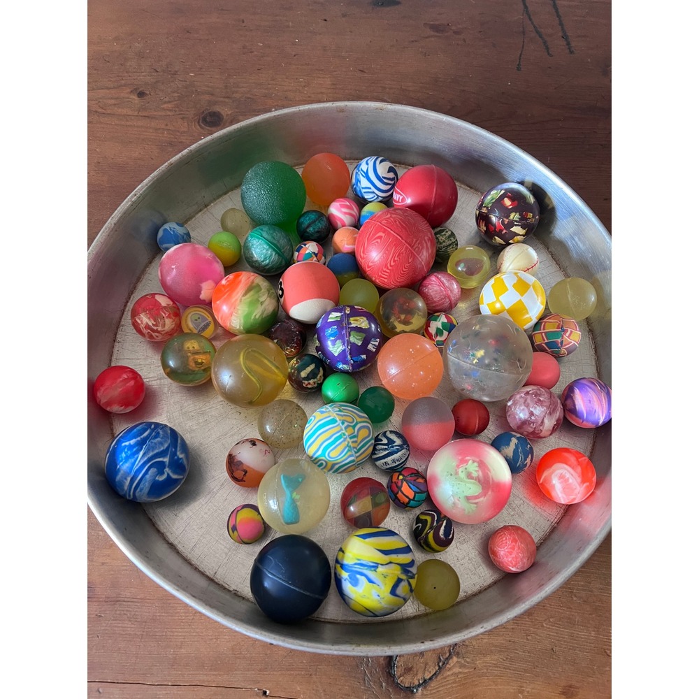 Bouncy Ball Lot Assorted Rubber High Bounce Balls Glitter Figurines 50+ (4079)
